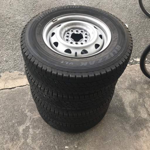 スタッドレスタイヤホイール4本セット バリ山 バリ山】ヨコハマiG70