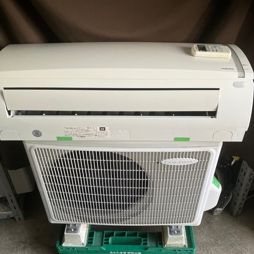 S33、ダイキン,F22NTES,標準工事費込み,2012年式,6畳用,2.2Kw S33、ダイキン,F22NTES,標準工事費込み,2012年式,6畳用,2.2Kw
