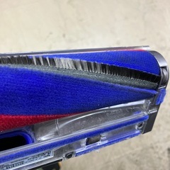 A2410-344 dyson digital slim fluffy コードレス掃除機 動作確認済み 汚れあり 中古 ヘッドのブラシ一部ありません