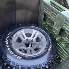 スパイクタイヤ　フルピン