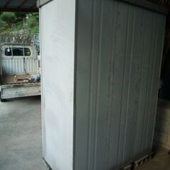 まだまだ使えます！さすが国産ヨドコウの中型物置　中古