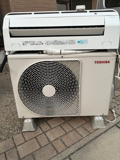 エアコン　TOSHIBA 東芝　2017年製　8畳