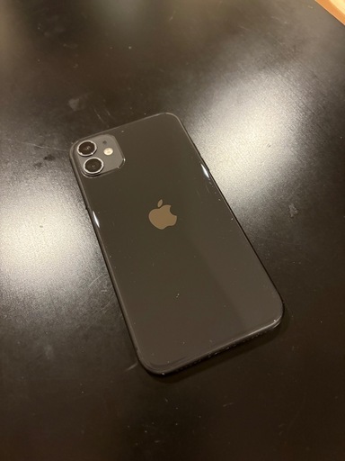 Apple iPhone 11 ブラック 本体