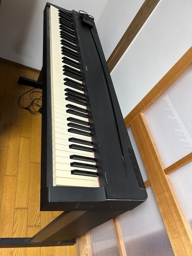 電子ピアノ　YAMAHA