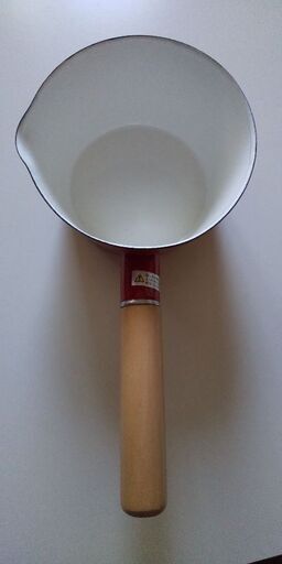 新品 赤の可愛い琺瑯ミルクパン