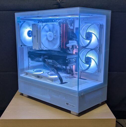 最新14コアCPU＆RTX3070Ti　オシャレで高性能なゲーミングPC