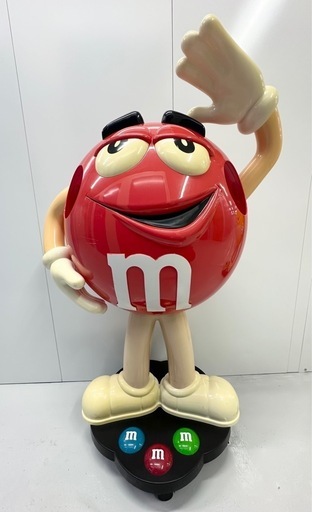 エムアンドエムズ 店舗用 ディスプレイ レッド