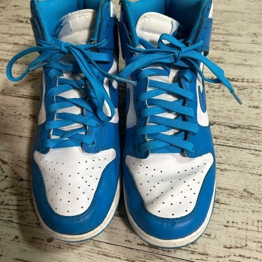 Nike Dunk High ナイキ　通学に目立ちます　決まりました