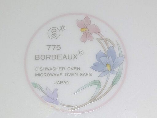 ２．お値下げしました！　ヨーロッパ向け輸出用洋食器　ボルドー　フルセット(一部欠品)　未使用専用箱付