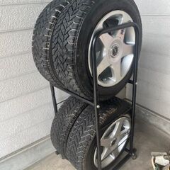 スタッドレスタイヤ及びアルミホイール
