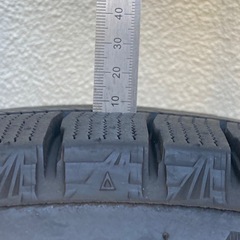 スタッドレスタイヤ　4本　