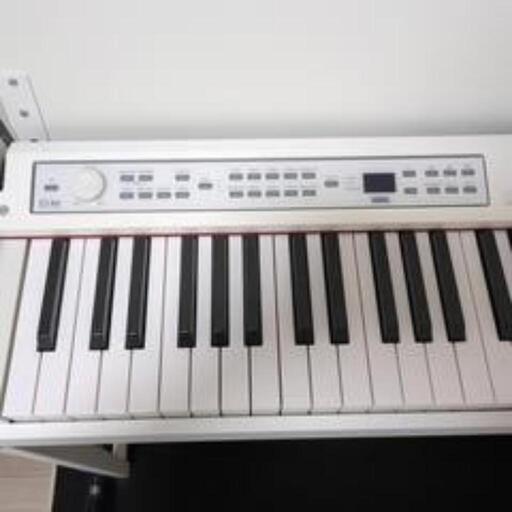 電子ピアノKORG  CO-AIR-WH（付属でアコギプレゼント）