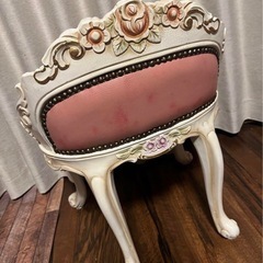 ロココ調スツール・アンティーク調ソファー2点セット