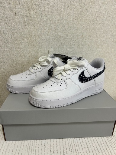 スニーカー NIKE AIRFORCE1
