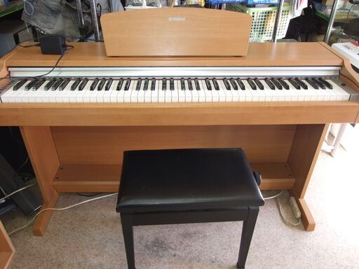 【紋別市発】引取り限定　ヤマハ　YAMAHA　電子ピアノ　YDP―131C　2006年製　８８鍵盤　フルサイズ電子ピアノ　イス付き　通電作動確認　デモ動画あり