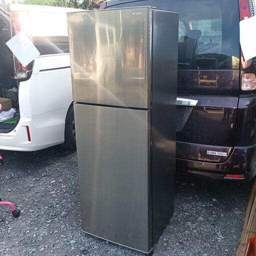 ★美品!!未使用⁉お届け可！★ SHARP 225L 冷凍冷蔵庫 SJ-D23E-S