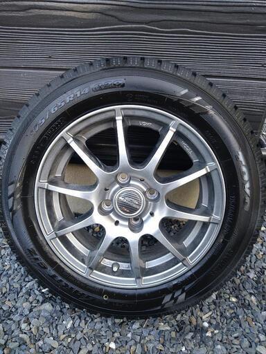 アルミ付きスタッドレスタイヤ4本セット　175/65R14