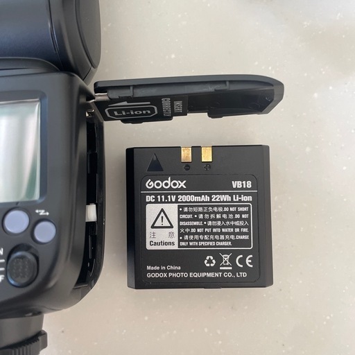 GODOX V860II-C スピードライト