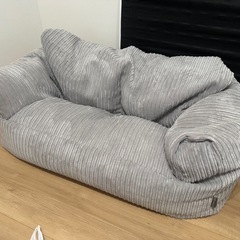 Lounge pug_ソファ型ビーズクッション