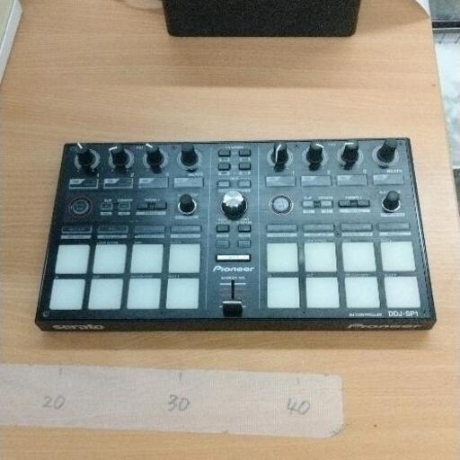 1014-219 DJコントローラー