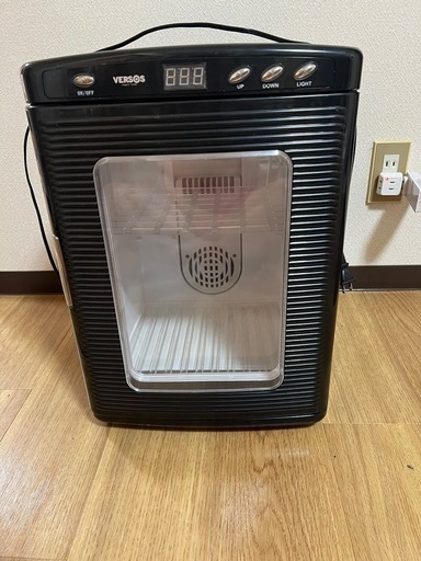 VERSOS冷温庫　25L ブラック