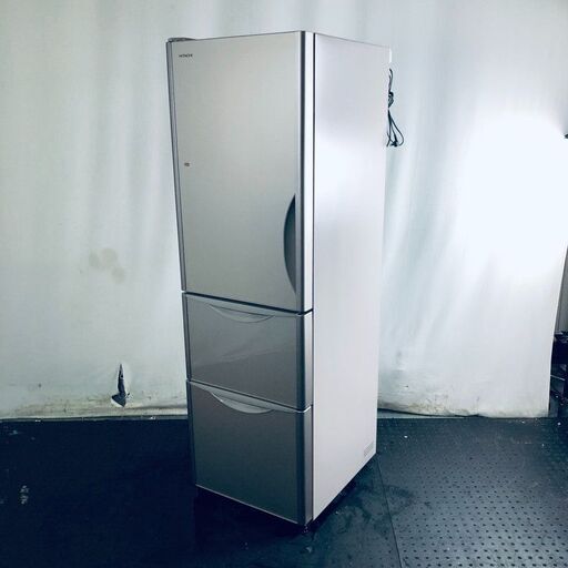 ID:rg219588 【自社配送エリア内限定】日立 HITACHI 冷蔵庫 ファミリー 中古 2015年製 3ドア 315L クリスタルシャンパン ファン式 左開き R-S3200FVL(XN)  【リユース品：状態A】【送料無料】【設置費用無料】