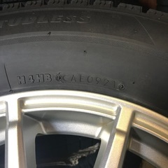 予約中215/65R16  スタッドレス　VRX2  エルグランド (E52)で使用