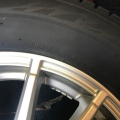 予約中215/65R16  スタッドレス　VRX2  エルグランド (E52)で使用