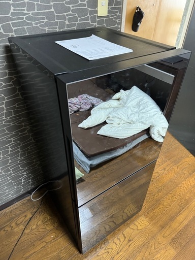 美品！2022年製のオシャレ冷蔵庫！