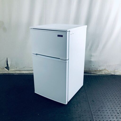 ID:rg219638 ヤマダ電機 YAMADA 冷蔵庫 一人暮らし 中古 2019年製 2ドア 90L ホワイト 直冷式 右開き YRZ-C09G1(W)  【リユース品：状態B】【送料無料】【設置費用無料】