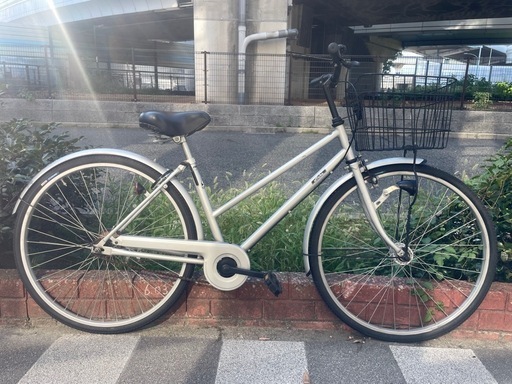 中古車　26インチ　LEDオートライト　新品鍵付き✨　シルバー　シティーサイクル　中古自転車　整備済　点検調整永久無料☆　西宮市