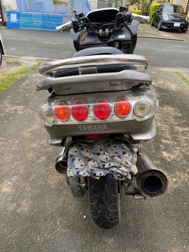 【希少】マジェスティ250C 社外エアロフロントフェンダー　タイヤフェンダー YAMAHA（ヤマハ） マジェスティ250/C SG03J フロントフェンダー