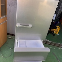 超時空要塞マクロス YAMATO バルキリー 1/48 一条輝機 VF-1S-早い者勝ち！　2022年製　AQUA 冷凍冷蔵庫　AQR-27M2（S）