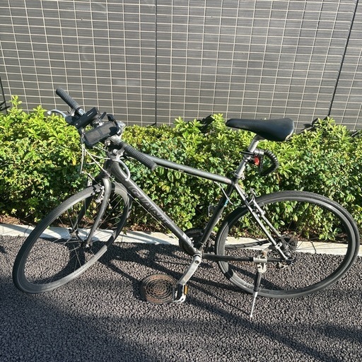 GIANT  ESCAPE  R3   24速　クロスバイク　CT500