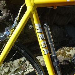 近隣配達可　中古　アルミロードバイク 52サイズ　リムブレーキ Fondriest フォンドリエスト Mega 　