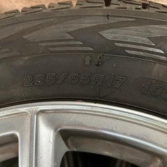 トヨタ60ハリアースタッドレスホイール付き
