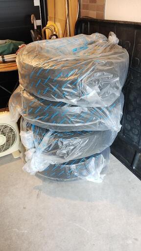 ハイラックスサーフ（ナローボディ）から取り外したタイヤ(215/80R15)とホイールの4本セット