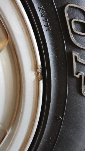 ハイラックスサーフ（ナローボディ）から取り外したタイヤ(215/80R15