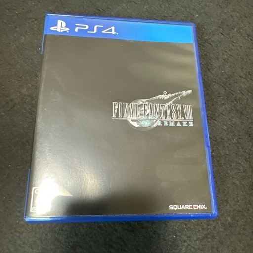 PS4本体中古　純正コントローラー　HDMI FF7リメイク付き