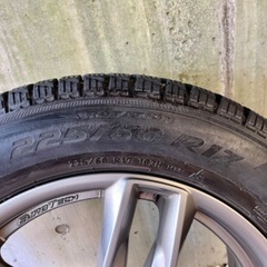 2019年製スタッドレスタイヤ(2020年製プジョー5008に適用)