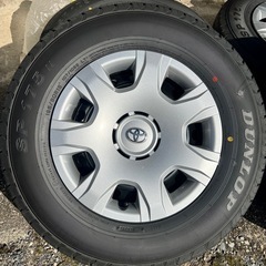 ハイエース　標準タイヤ
