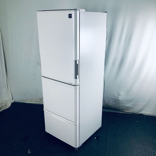ID:rg219400 【自社配送エリア内限定】シャープ SHARP 冷蔵庫 ファミリー 中古 2016年製 3ドア 350L ホワイト ファン式 両方開き SJ-PW35C-C  【リユース品：状態B】【送料無料】【設置費用無料】