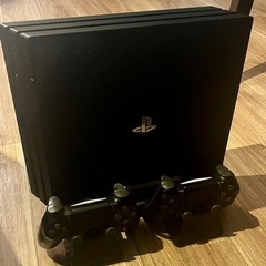 ps4 pro 1TB CUH-7000B