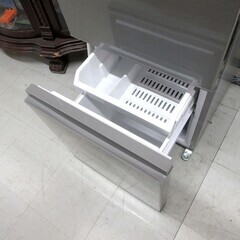 冷蔵庫 126L 2020年製 AQUA AQR-13J(S) シルバー 2ドア 右開き 単身 一人暮らし キッチン家電 100Lクラス アクア 苫小牧西店