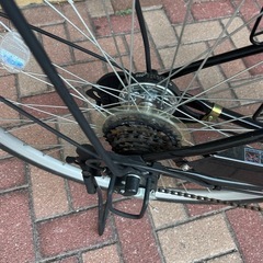 パンクしない自転車　定価39800円　チャクル｜CHACLE ノーパンク自転車 チャクル 外装6段 /27インチ]オートライト