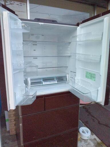 日立 冷蔵庫 R-C6700 茶色 日立 冷蔵庫 R-C6700 茶色 日立冷蔵庫真空室チルドトビラ□R-X6700E