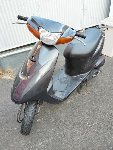 タイヤ新品！バッテリー新品！シート新品張替え済み。年式の割に綺麗なレッツ2です！2ストで早いです！
