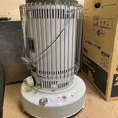 未使用保管品 TOYOSTOVE 開放式石油ストーブ しん式ストーブ KS-67D ホワイトクリーン 元箱•取説付属 ③