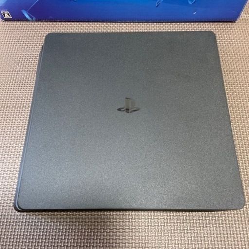 PlayStation®4 ジェット・ブラック 500GB CUH-2000AB01 コントローラー2個とゲーム8個付き