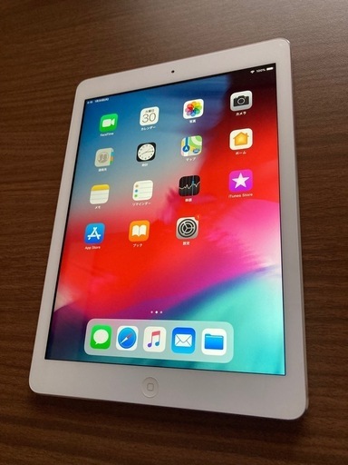 iPad Air A1474 Wi-Fi モデル / 16GB シルバー